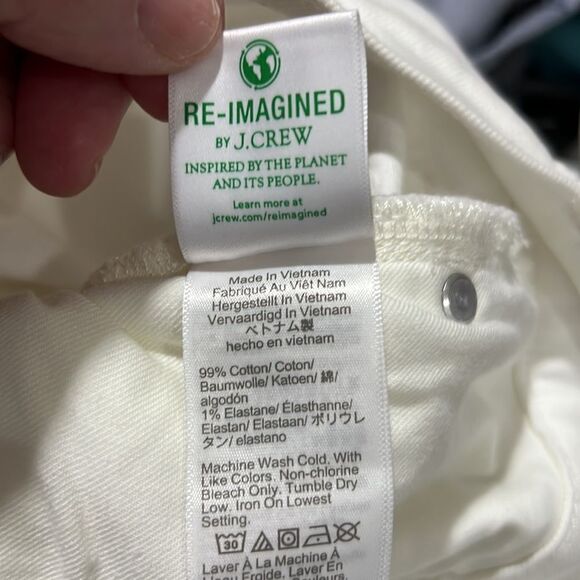 J. Crew Classic straight jean in white NWT - Picture 13 of 15